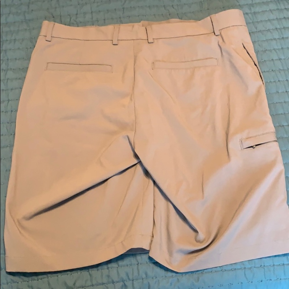Greg Norman Golf Shorts-Size 32 - Picture 3 of 3